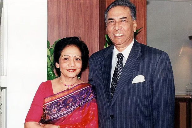 ৫৫ বছরের দাম্পত্যে বোঝাপড়াটাই আসল